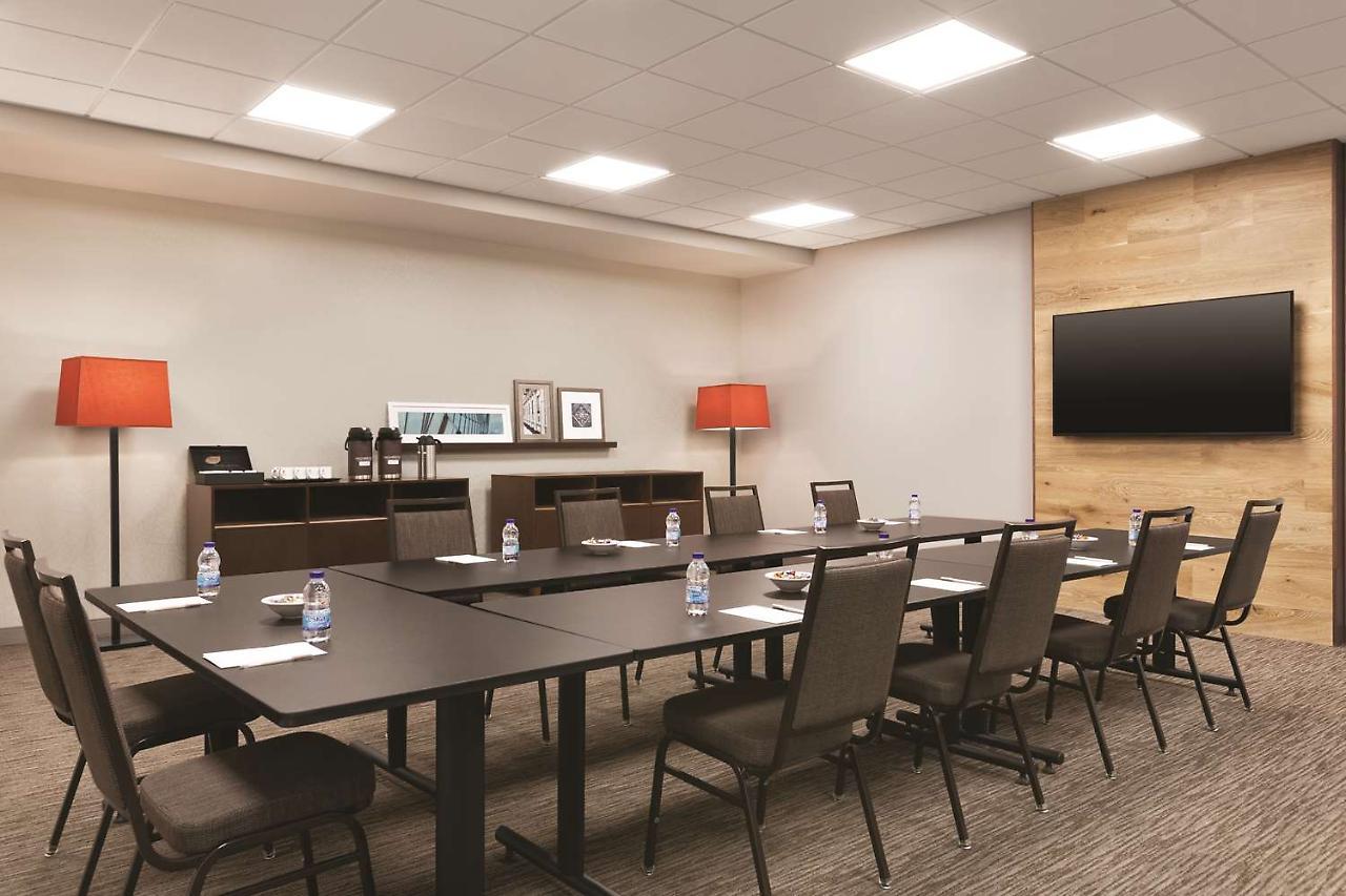 Country Inn & Suites By Radisson, Belleville, On Esterno foto