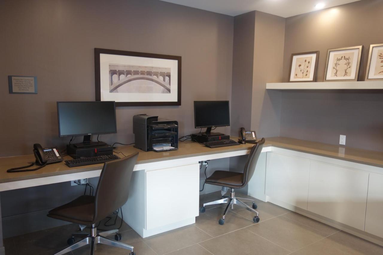 Country Inn & Suites By Radisson, Belleville, On Esterno foto