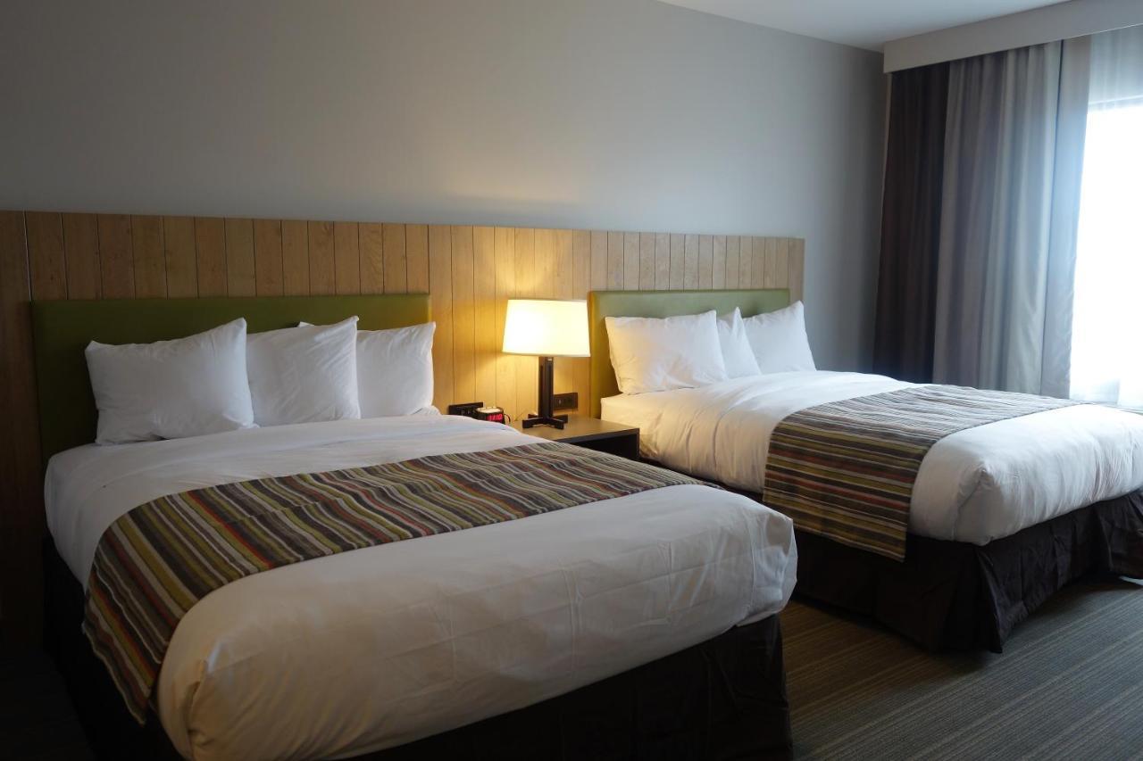 Country Inn & Suites By Radisson, Belleville, On Esterno foto