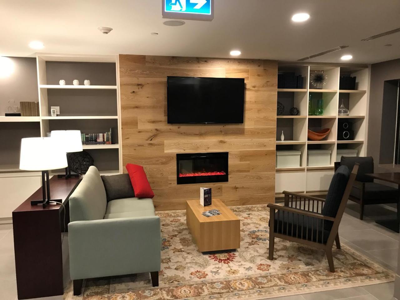 Country Inn & Suites By Radisson, Belleville, On Esterno foto