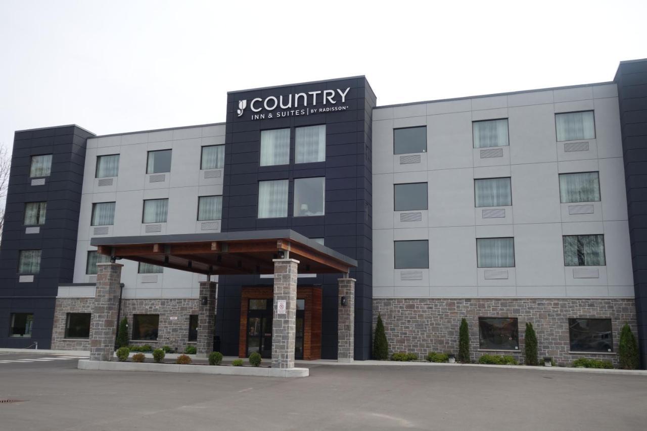 Country Inn & Suites By Radisson, Belleville, On Esterno foto